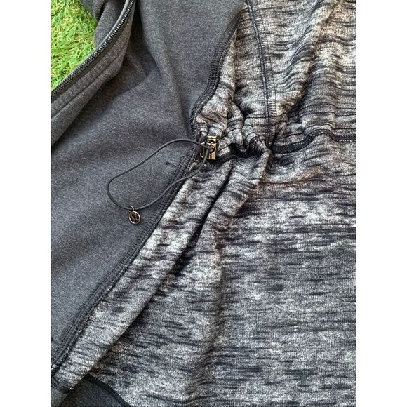 Lululemon Take Ten Heathered Grey cinch HOODIE SWEATSHIRT JACKET sz 12 - Picture 9 of 9